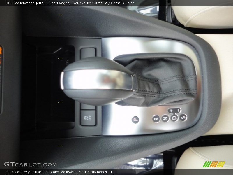 Reflex Silver Metallic / Cornsilk Beige 2011 Volkswagen Jetta SE SportWagen