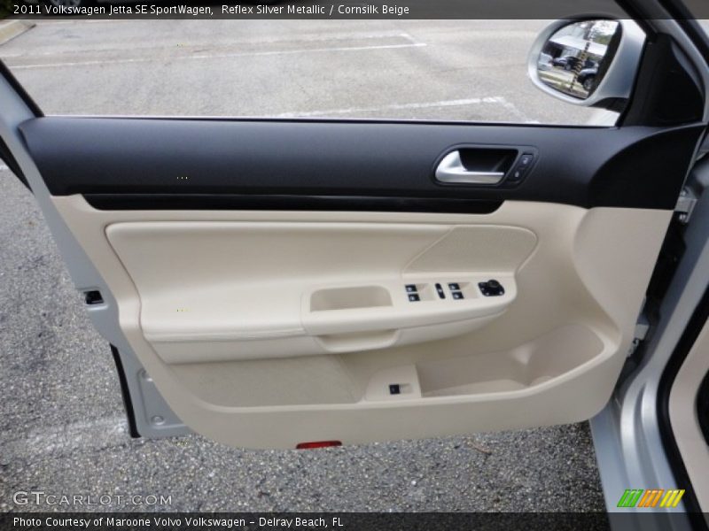 Reflex Silver Metallic / Cornsilk Beige 2011 Volkswagen Jetta SE SportWagen