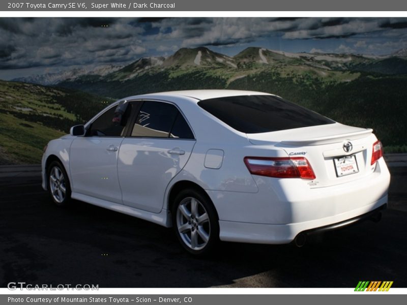 Super White / Dark Charcoal 2007 Toyota Camry SE V6