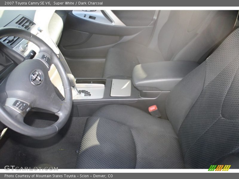 Super White / Dark Charcoal 2007 Toyota Camry SE V6