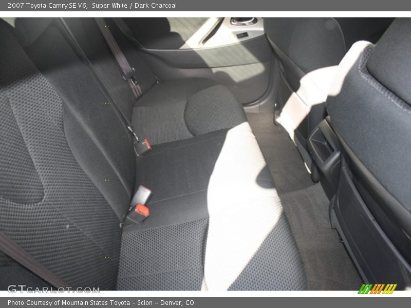 Super White / Dark Charcoal 2007 Toyota Camry SE V6