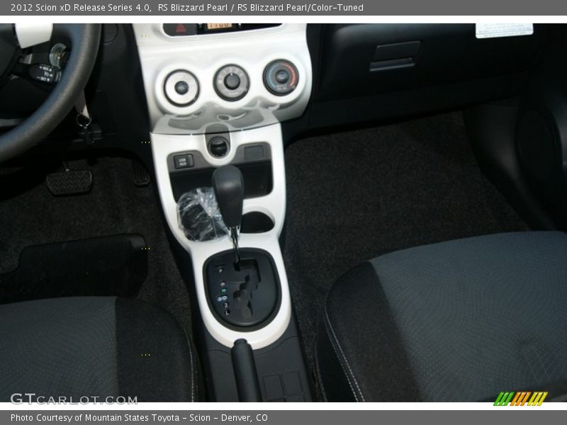 RS Blizzard Pearl / RS Blizzard Pearl/Color-Tuned 2012 Scion xD Release Series 4.0