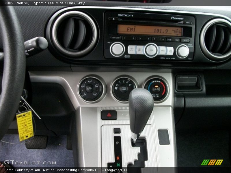 Hypnotic Teal Mica / Dark Gray 2009 Scion xB