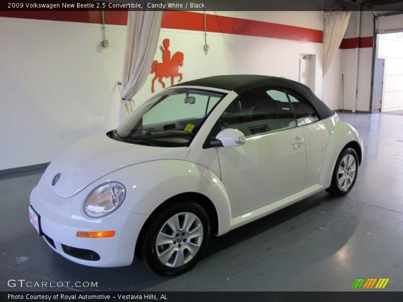 Candy White / Black 2009 Volkswagen New Beetle 2.5 Convertible