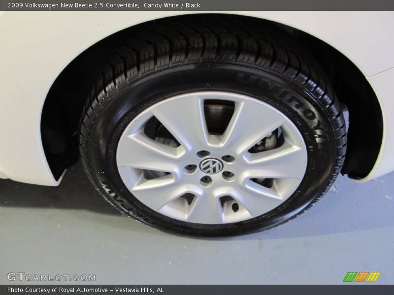 Candy White / Black 2009 Volkswagen New Beetle 2.5 Convertible