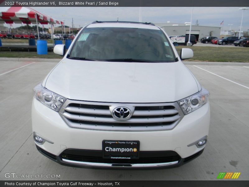 Blizzard White Pearl / Sand Beige 2012 Toyota Highlander V6