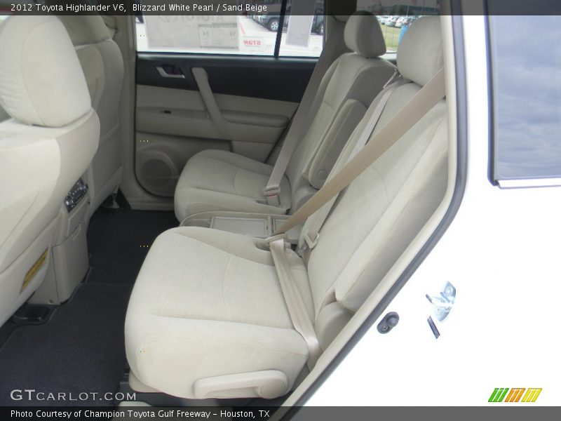 Blizzard White Pearl / Sand Beige 2012 Toyota Highlander V6