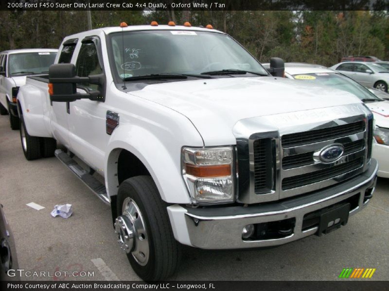 Front 3/4 View of 2008 F450 Super Duty Lariat Crew Cab 4x4 Dually