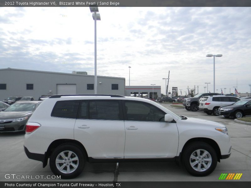 Blizzard White Pearl / Sand Beige 2012 Toyota Highlander V6