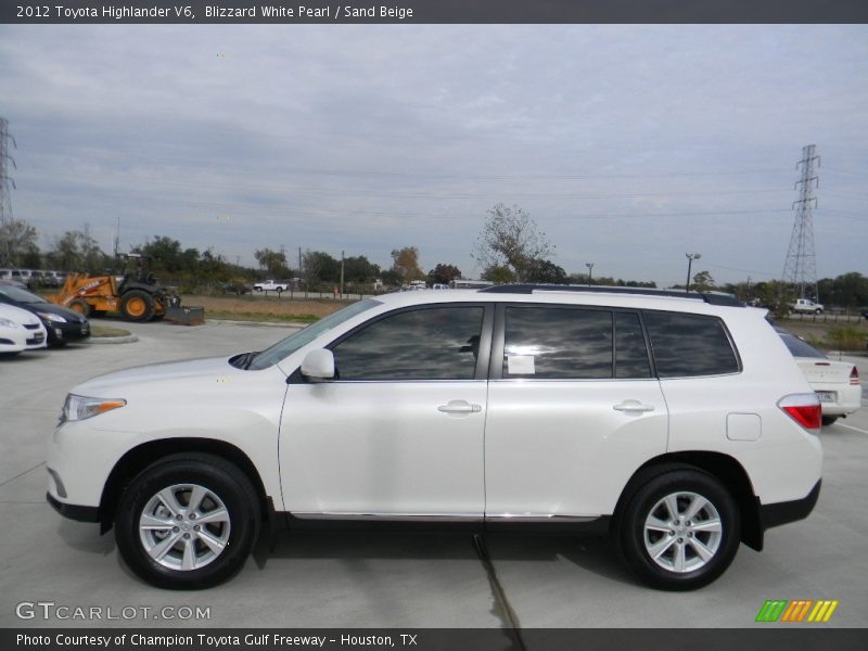 Blizzard White Pearl / Sand Beige 2012 Toyota Highlander V6