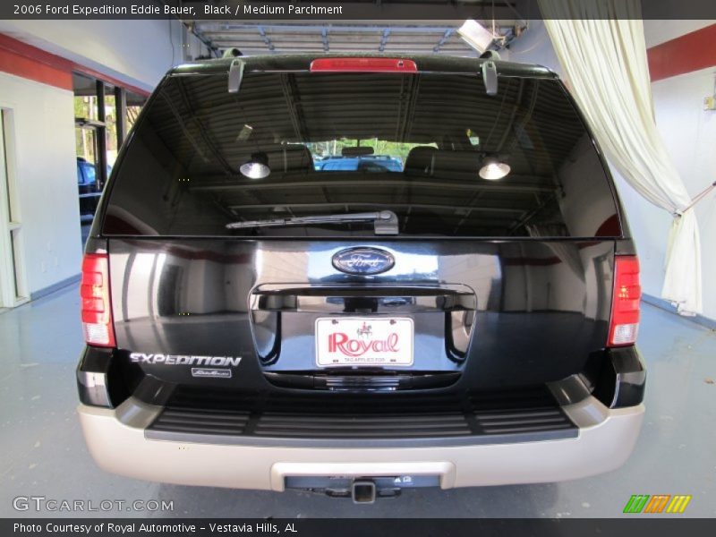Black / Medium Parchment 2006 Ford Expedition Eddie Bauer