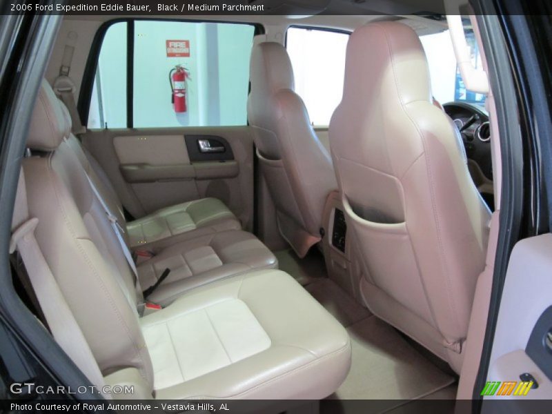Black / Medium Parchment 2006 Ford Expedition Eddie Bauer