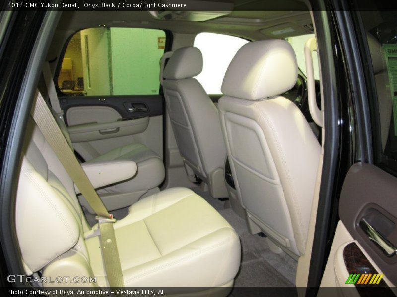 Onyx Black / Cocoa/Light Cashmere 2012 GMC Yukon Denali