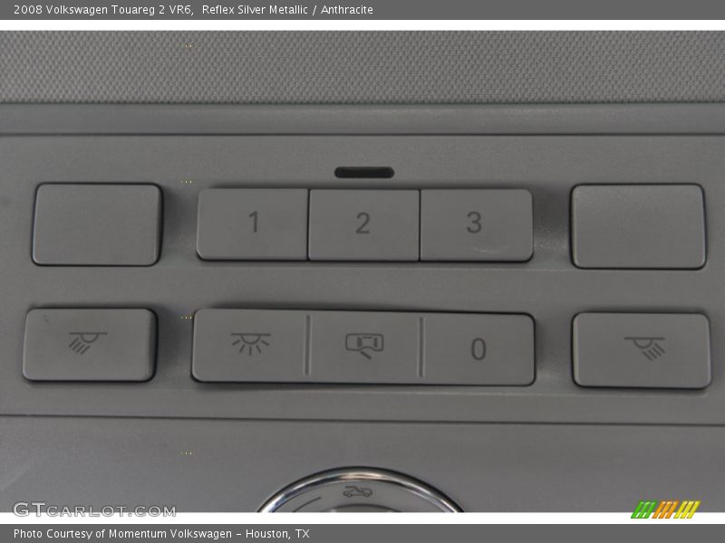 Reflex Silver Metallic / Anthracite 2008 Volkswagen Touareg 2 VR6