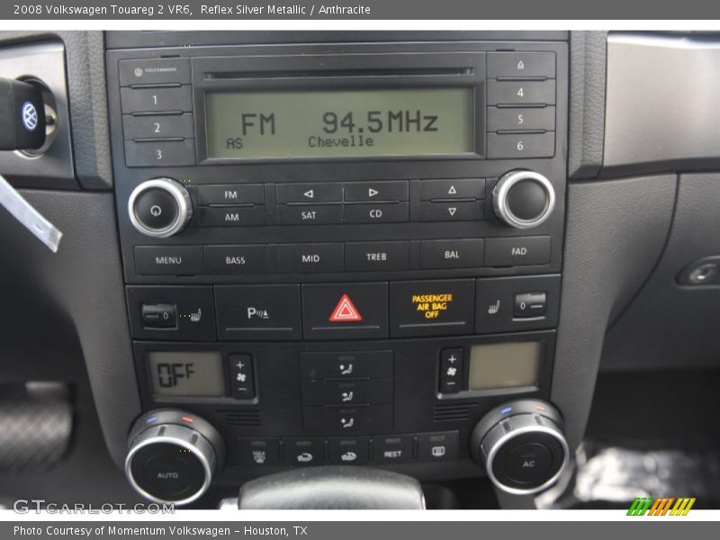 Reflex Silver Metallic / Anthracite 2008 Volkswagen Touareg 2 VR6