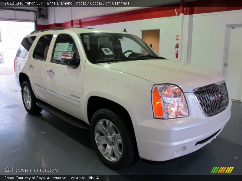 White Diamond Tricoat / Cocoa/Light Cashmere 2012 GMC Yukon SLT
