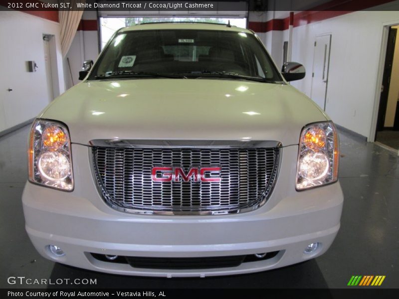 White Diamond Tricoat / Cocoa/Light Cashmere 2012 GMC Yukon SLT
