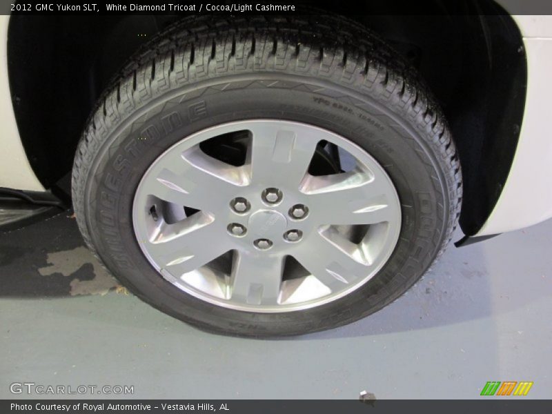 White Diamond Tricoat / Cocoa/Light Cashmere 2012 GMC Yukon SLT