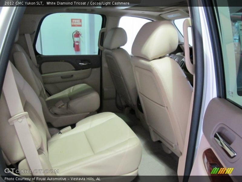 White Diamond Tricoat / Cocoa/Light Cashmere 2012 GMC Yukon SLT