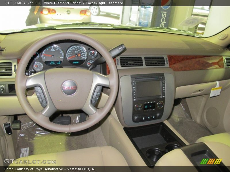 White Diamond Tricoat / Cocoa/Light Cashmere 2012 GMC Yukon SLT
