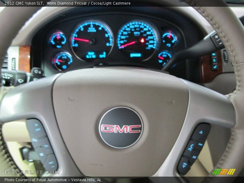 White Diamond Tricoat / Cocoa/Light Cashmere 2012 GMC Yukon SLT