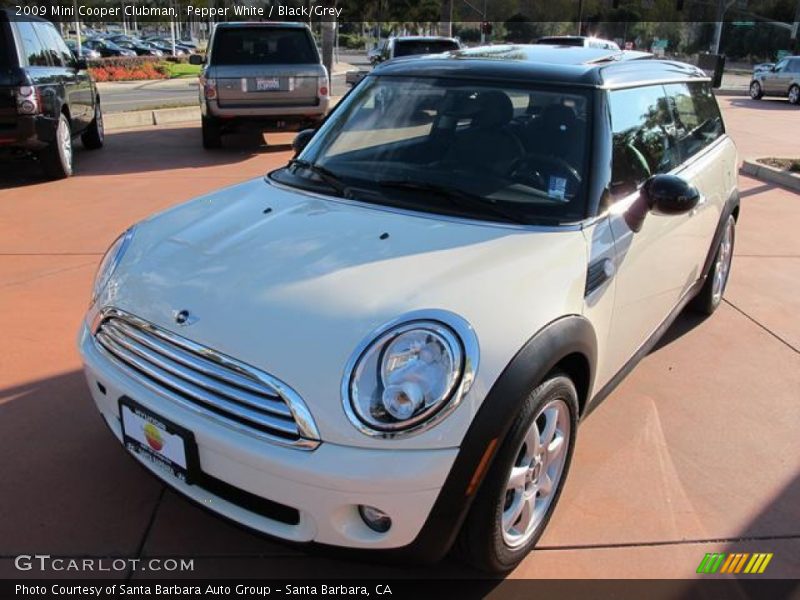 Pepper White / Black/Grey 2009 Mini Cooper Clubman