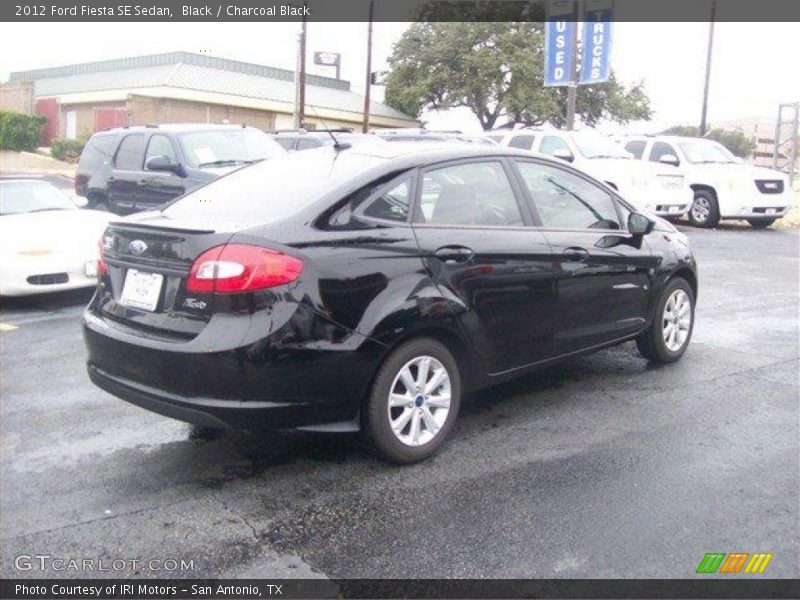 Black / Charcoal Black 2012 Ford Fiesta SE Sedan