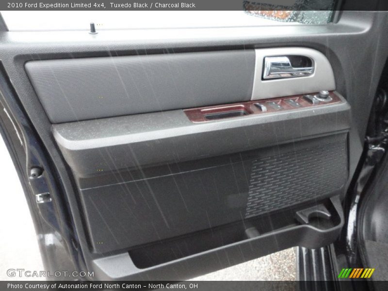 Tuxedo Black / Charcoal Black 2010 Ford Expedition Limited 4x4