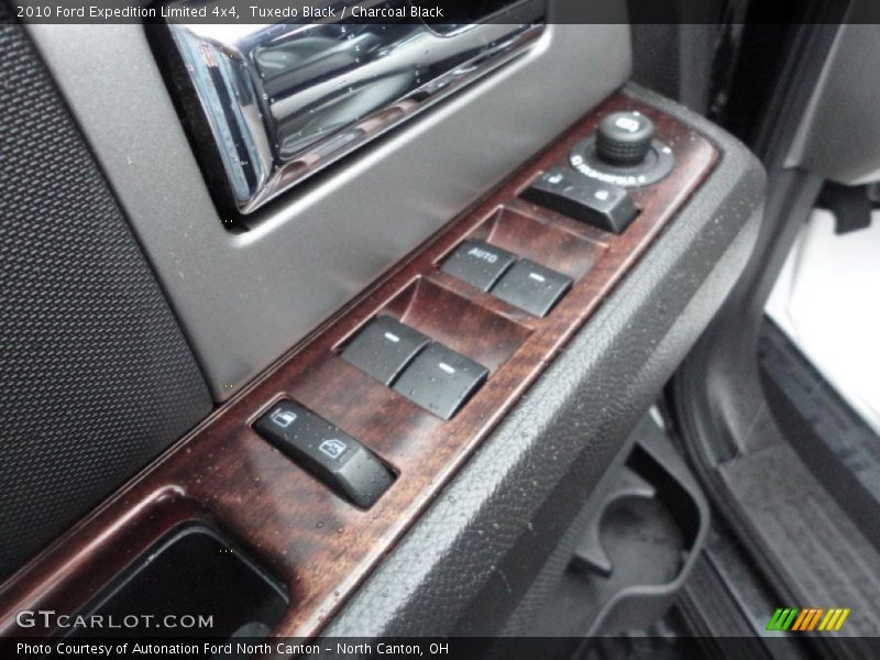 Tuxedo Black / Charcoal Black 2010 Ford Expedition Limited 4x4
