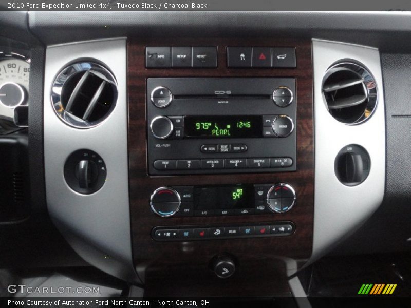 Tuxedo Black / Charcoal Black 2010 Ford Expedition Limited 4x4