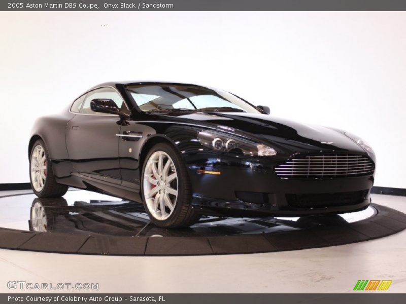 Front 3/4 View of 2005 DB9 Coupe