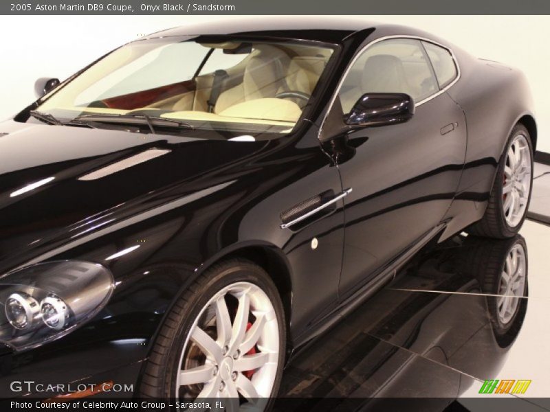 Onyx Black / Sandstorm 2005 Aston Martin DB9 Coupe