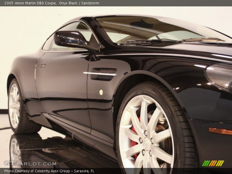 Onyx Black / Sandstorm 2005 Aston Martin DB9 Coupe