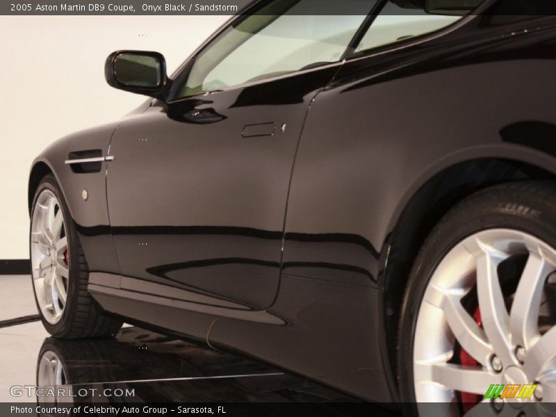 Onyx Black / Sandstorm 2005 Aston Martin DB9 Coupe