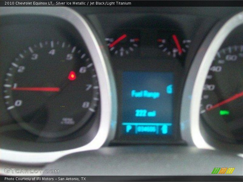 Silver Ice Metallic / Jet Black/Light Titanium 2010 Chevrolet Equinox LT