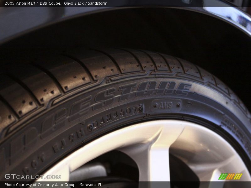 Onyx Black / Sandstorm 2005 Aston Martin DB9 Coupe