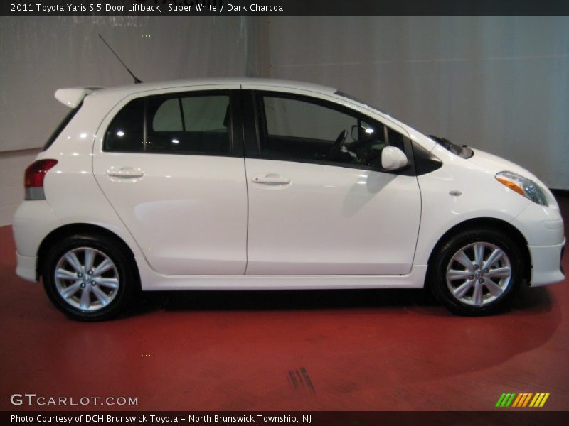 Super White / Dark Charcoal 2011 Toyota Yaris S 5 Door Liftback