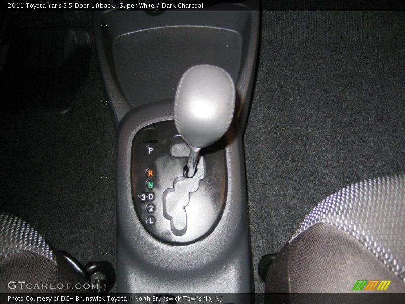 Super White / Dark Charcoal 2011 Toyota Yaris S 5 Door Liftback