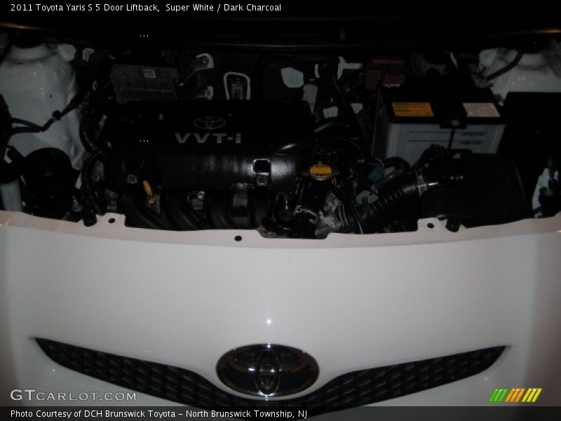 Super White / Dark Charcoal 2011 Toyota Yaris S 5 Door Liftback