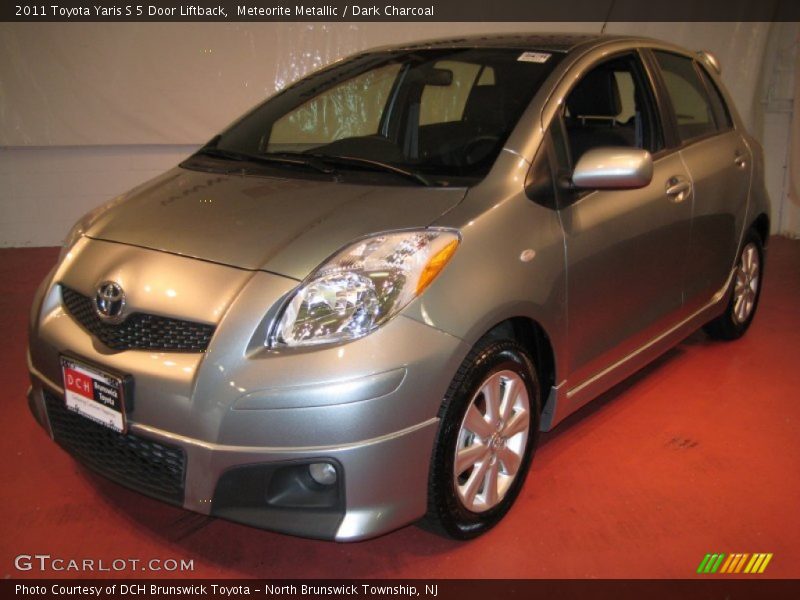 Meteorite Metallic / Dark Charcoal 2011 Toyota Yaris S 5 Door Liftback