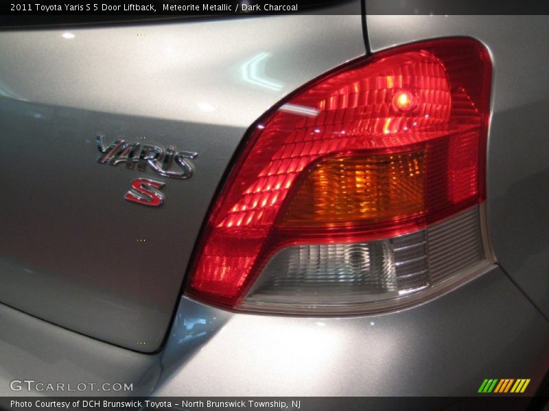Meteorite Metallic / Dark Charcoal 2011 Toyota Yaris S 5 Door Liftback