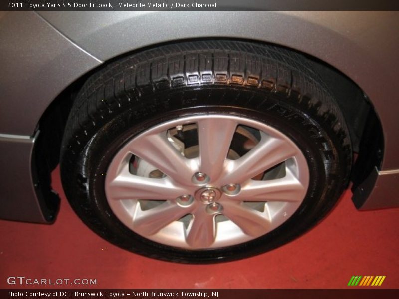 Meteorite Metallic / Dark Charcoal 2011 Toyota Yaris S 5 Door Liftback