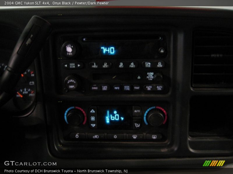 Onyx Black / Pewter/Dark Pewter 2004 GMC Yukon SLT 4x4
