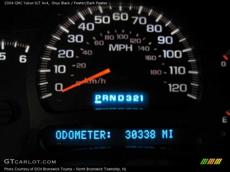 Onyx Black / Pewter/Dark Pewter 2004 GMC Yukon SLT 4x4