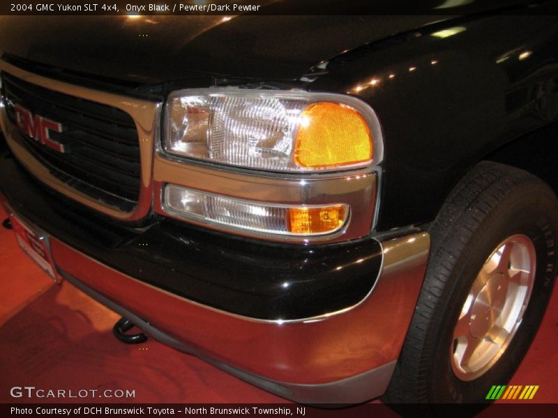 Onyx Black / Pewter/Dark Pewter 2004 GMC Yukon SLT 4x4