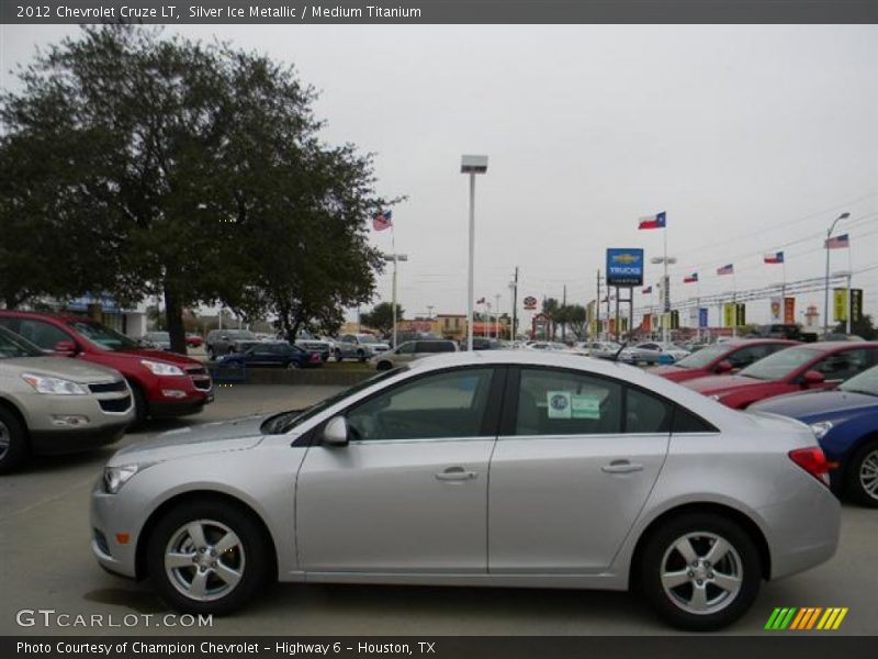Silver Ice Metallic / Medium Titanium 2012 Chevrolet Cruze LT