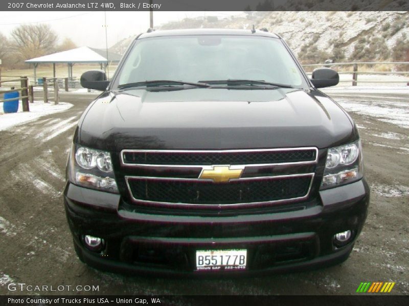 Black / Ebony 2007 Chevrolet Avalanche LTZ 4WD