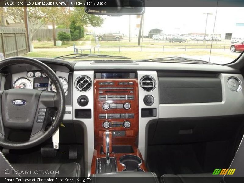 Tuxedo Black / Black 2010 Ford F150 Lariat SuperCrew