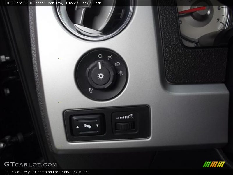 Tuxedo Black / Black 2010 Ford F150 Lariat SuperCrew