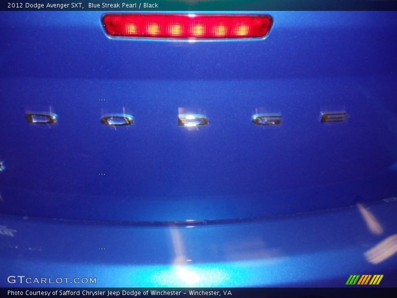 Blue Streak Pearl / Black 2012 Dodge Avenger SXT